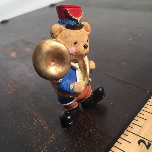 Musician Bear Action Figure Toy - Picture 4 of 6